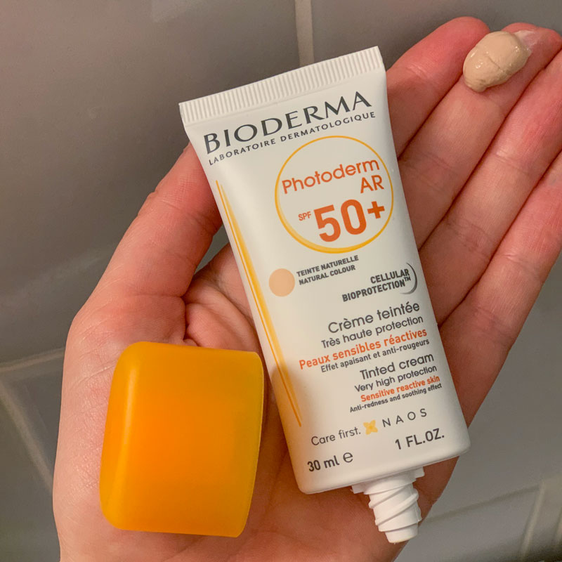 کرم ضد آفتاب فتودرم بیودرما اسپات بی رنگ spf 50 اصل Bioderma 1 کرم ضد آفتاب فتودرم بیودرما اسپات بی رنگ spf 50 اصل Bioderma
